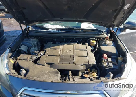 2015 Subaru Outback 3.6R Limited z USA, uszkodzony, nr VIN 4S4BSENC8F3346772